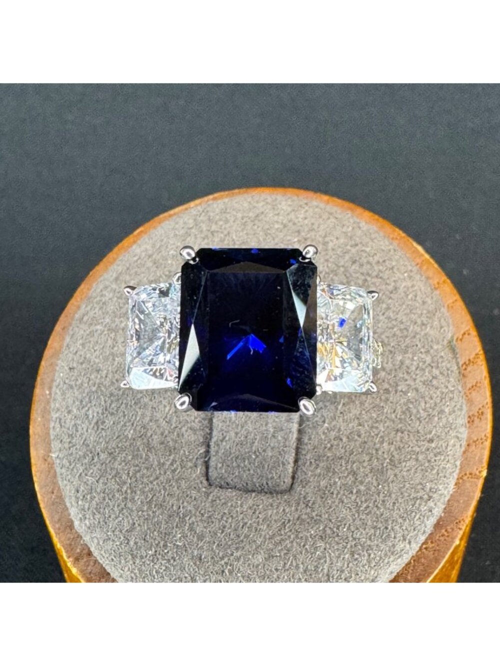 VTG Sterling Silver 925 Blue & White Cubic Zirconia Statement Ring Size 7